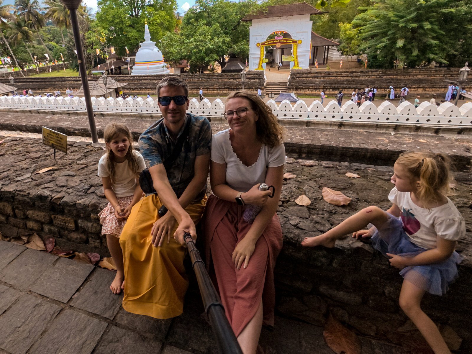 happy clients who booked honeymoon trip to srilanka with us