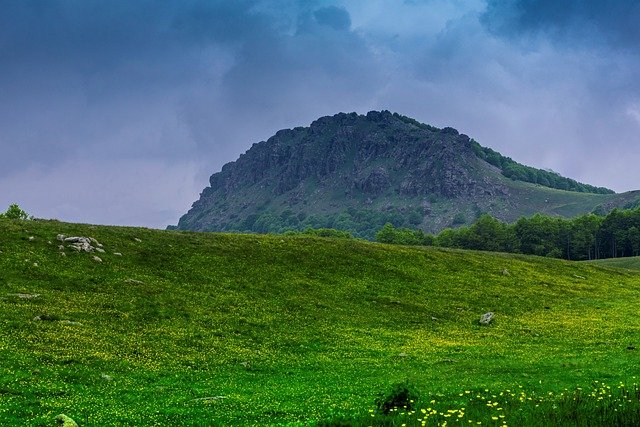 rain forest trkking sri lanka