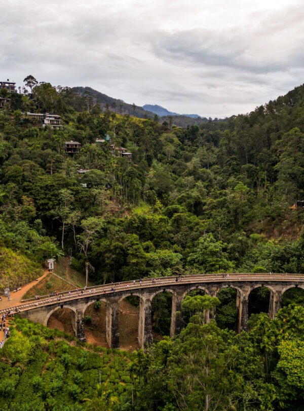 Nine arch bridge Sri Lanka in Ella